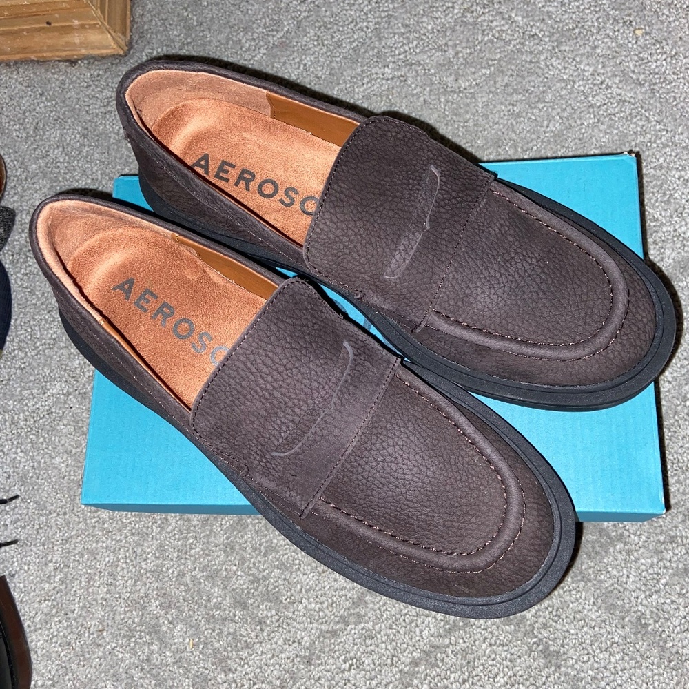 Aerosoles women’s chunky brown loafers